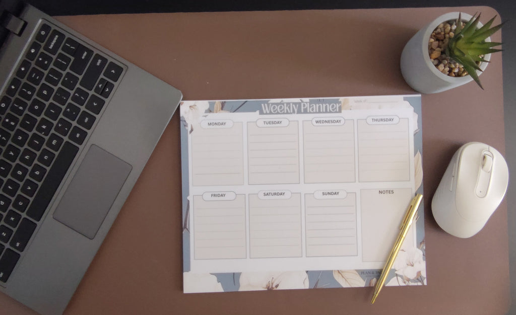 Timeless Bloom Weekly Desk Planner Pad