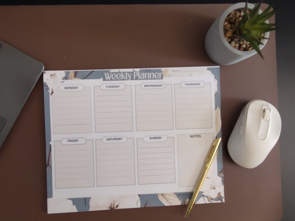 Timeless Bloom Weekly Desk Planner Pad